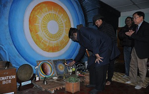 The Governor of Arunachal Pradesh Shri V. Shanmuganathan offering prayers to Danyi Piilo in the Meder Nello at Zero, Lower Subansiri District on 1st January� 2017.